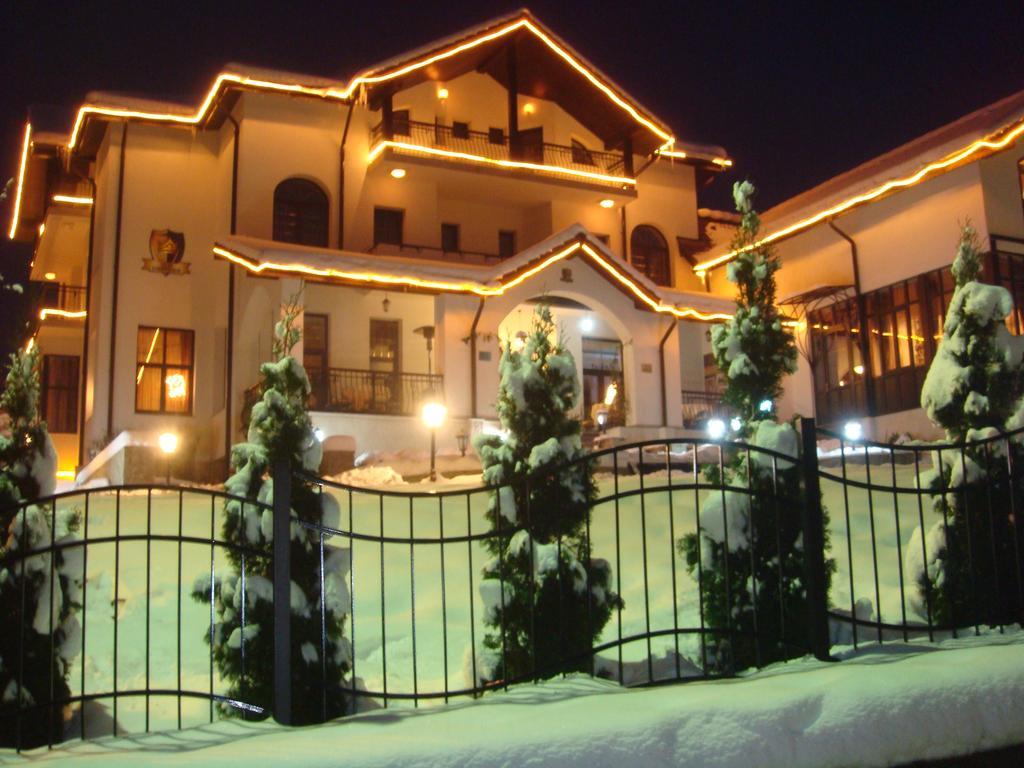 Casa Domneasca Hotel Curtea de Argeş Exterior foto