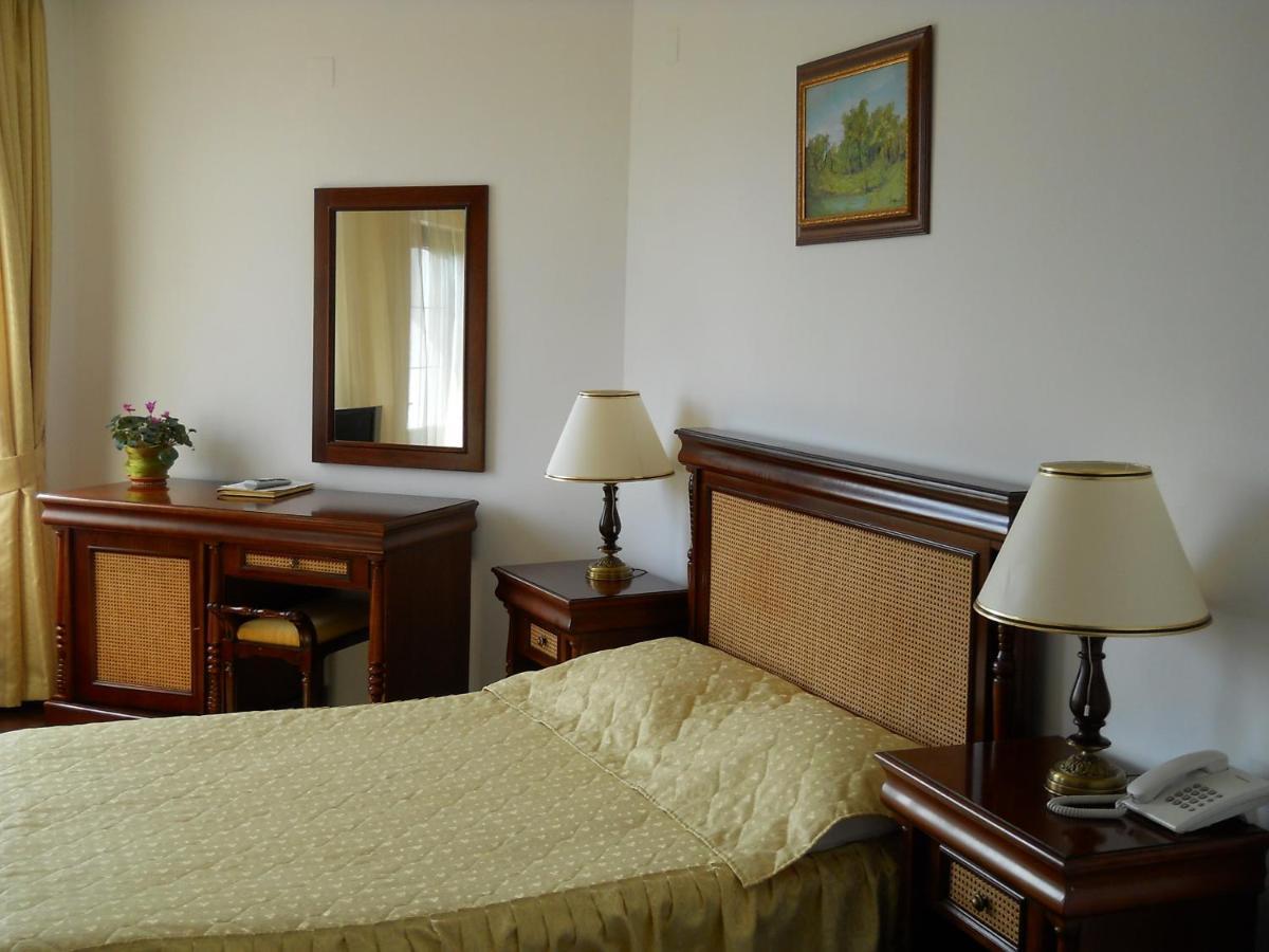 Casa Domneasca Hotel Curtea de Argeş Cameră foto